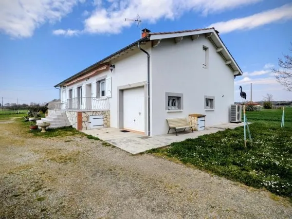 Auterive, Maison de plain-pied 134 m² avec 5 Chambres DPE C