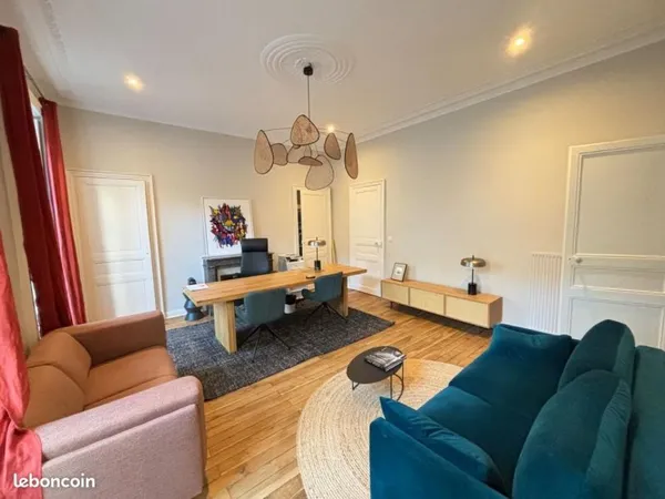 Bureaux 124 m²