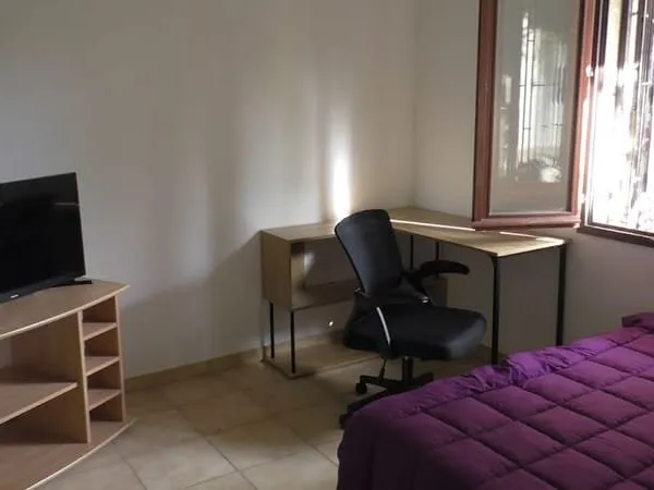 Chambre 1 pièce 10 m²
