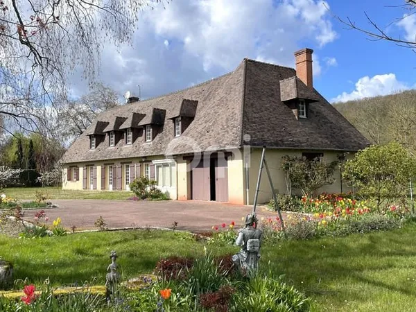 Maison 6 pièces 230 m²