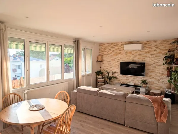 T4 lumineux 73 m² - balcon, garage, cave - Bourg-en-Bresse Gare