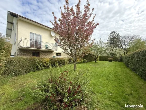 Maison 6 pièces 121 m²