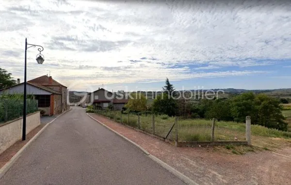 Terrain 843 m²