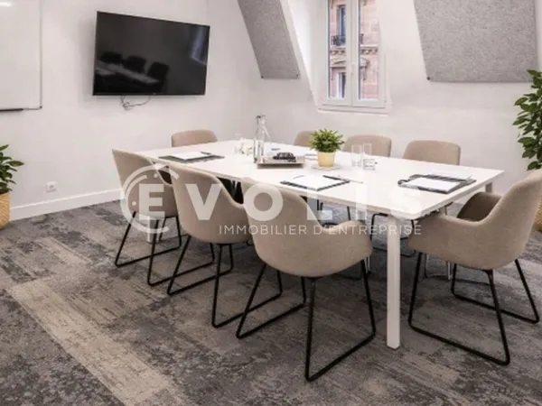 Bureaux - A LOUER - 344 m² non divisibles