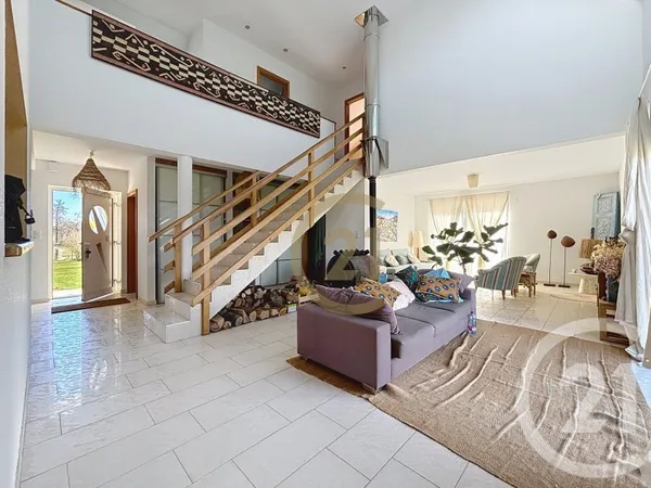 Maison 6 pièces 160 m²