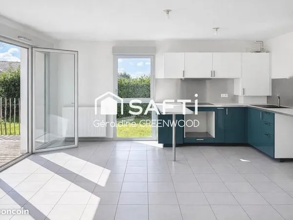 APPARTEMENT T4 LUMINEUX ET FONCTIONNEL AVEC TERRASSE DE 21M2