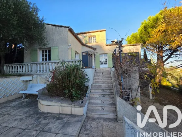 Maison 5 pièces 138 m²