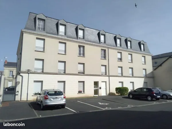 Appartement T1 34m2 - Saumur Bagneux Le Haras, calme sécurisé