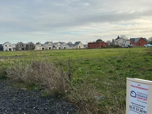 Terrain 303 m²