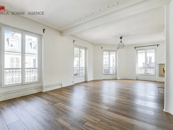 Bel appartement lumineux de 93m² à Ternes