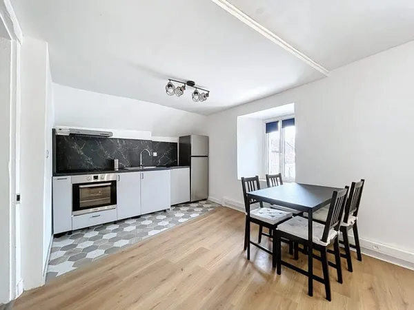 À LOUER à Donnemarie-Dontilly Appartement meublé 3 pièces