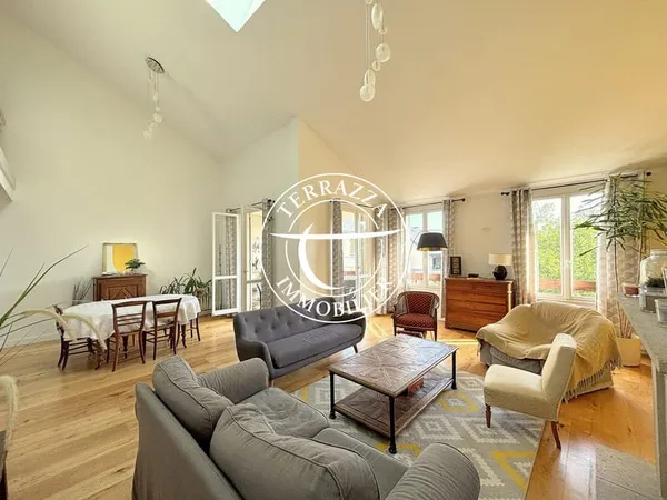 Appartement 9 pièces 198 m²