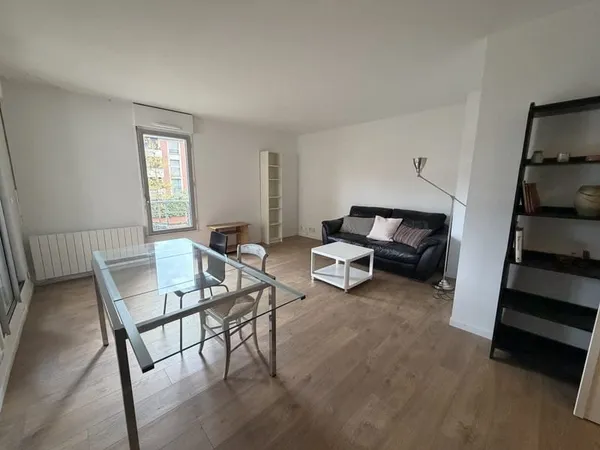 Toulouse, Quartier Saint Michel, T4 meublé avec balcon et p