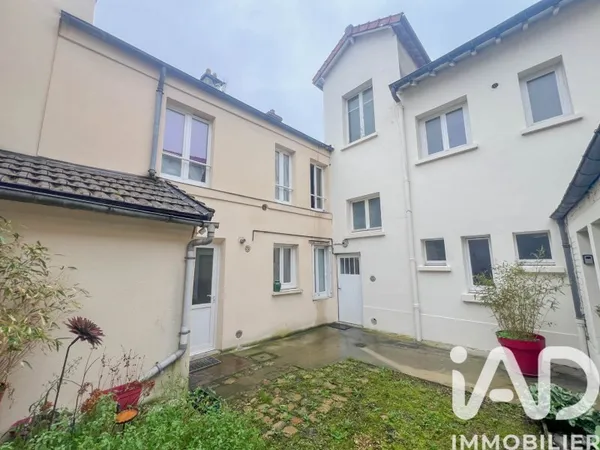 Immeuble 280 m²
