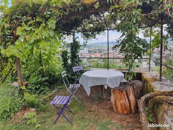 Colocation 3 pers. - chambre meublée avec jardin, Lons-le-Saunier