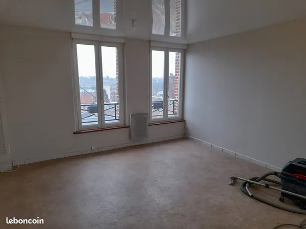 Appartement type 2 proche commodités