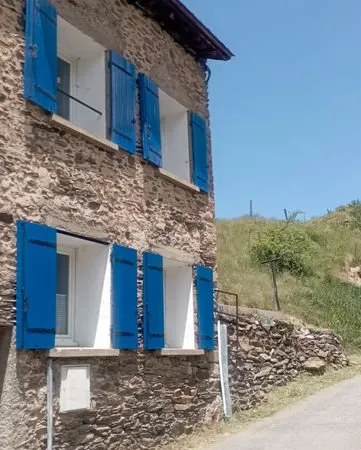 Maison de village en pierre