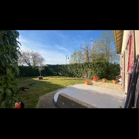 À vendre maison avec jardin