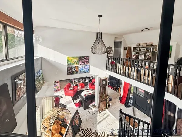 Maison Saint Remy L Honore 8 pièce(s) 230 m2