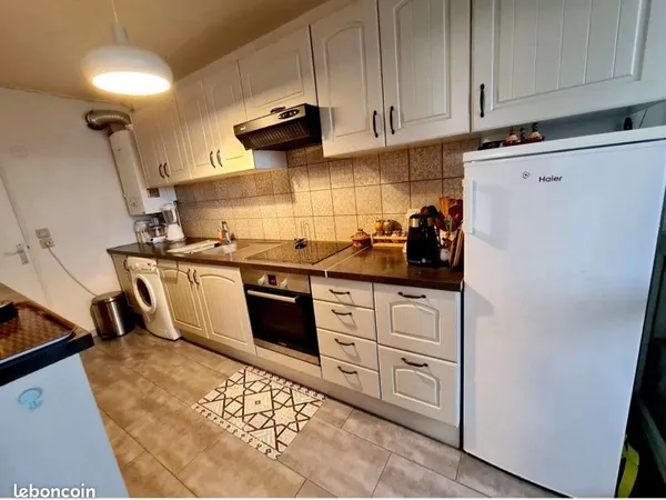 Grand F4 lumineux - 85,4 m2 - Centre-ville