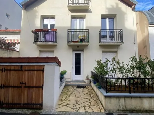 Maison de rapport idéalement située