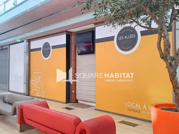 Local commercial 196 m²