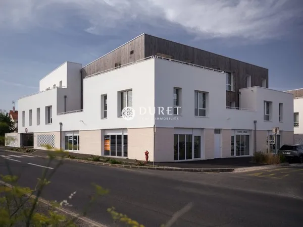Local professionnel 115 m²