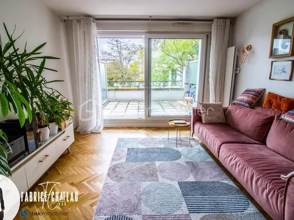 3 pièces lumineux avec grande terrasse et parking - À deux pas de la gare !