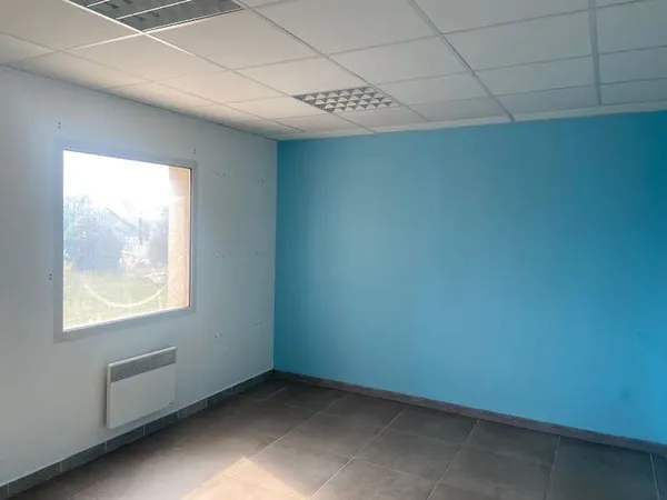 Local 32 m²