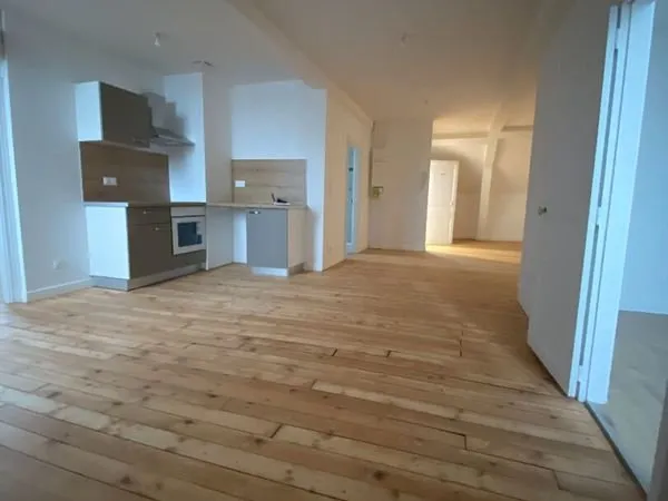 Appartement 4 pièces 85 m²
