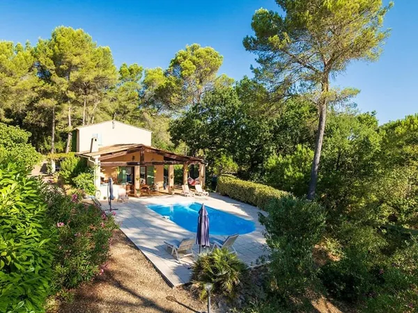 A Vendre ! EXCLUSIVITÉ-Maison Le Cannet Des Maures 6 pièce(s) 156 m2-Terrain 3580m2- Piscine,Carport