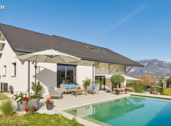 Maison individuelle avec Piscine