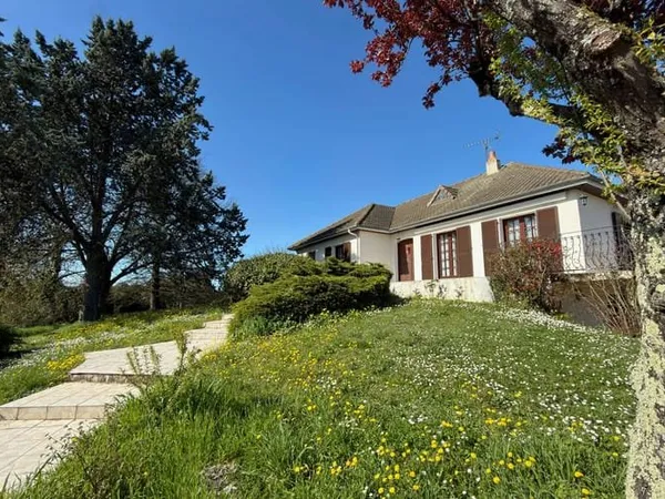 Maison 6 pièces 135 m²