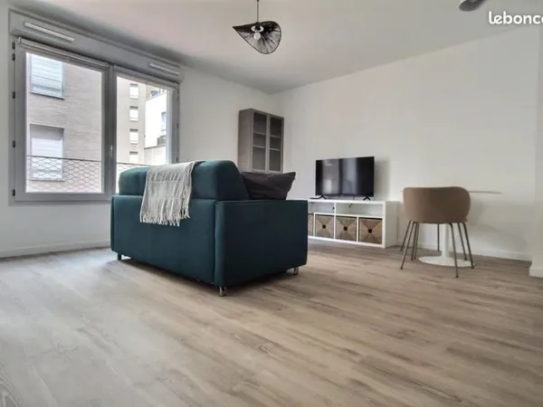 Studio 1 pièce 32 m²