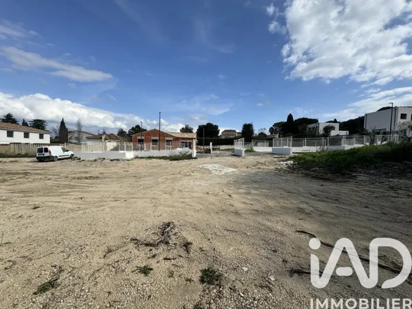 Terrain 547 m²