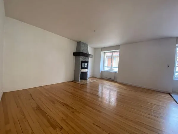 APPARTEMENT ORNANS - 5 pièce(s) - 124 m2