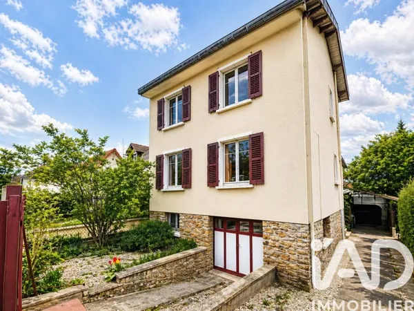 Maison 6 pièces 115 m²