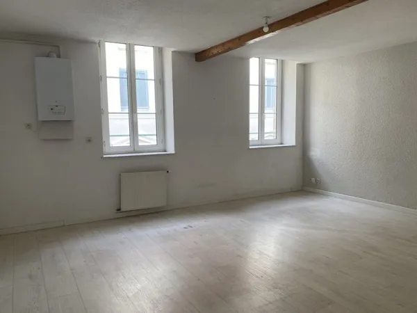 Appartement 3 pièces de 75,73 m2 17 Rue pêcherie 26100 ROMANS SUR ISERE