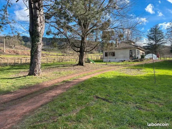 Maison 80 m2 - Grand Terrain et Étang