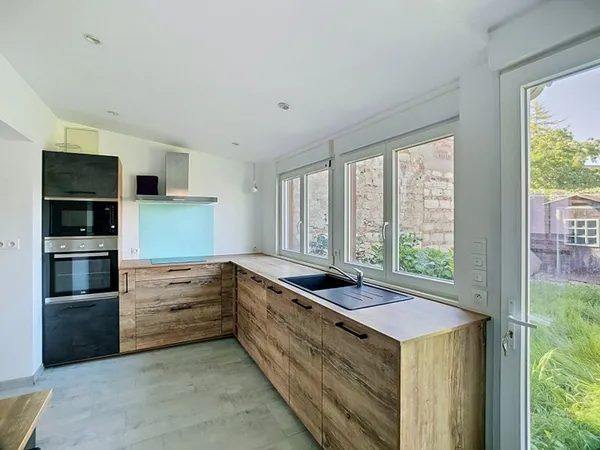 Maison 3 pièces 77 m²