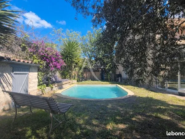 Maison 5 pièces 122 m²