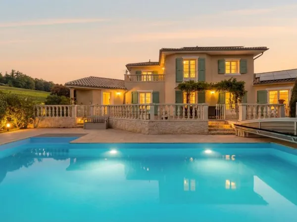 Maison de luxe 9 pièces 230 m²