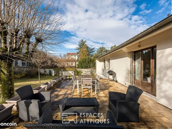 Maison 5 pièces 144 m²