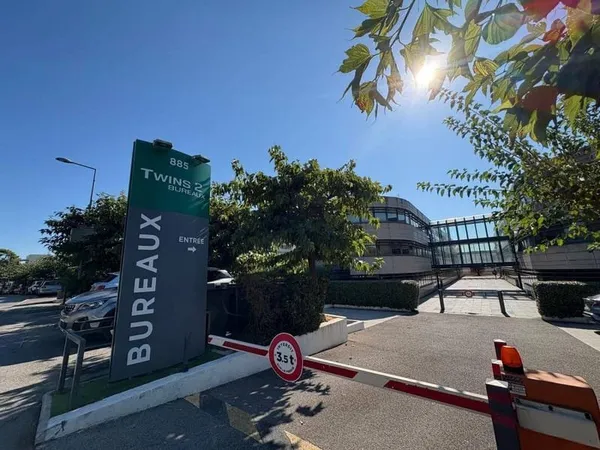 Bureaux 64 m²