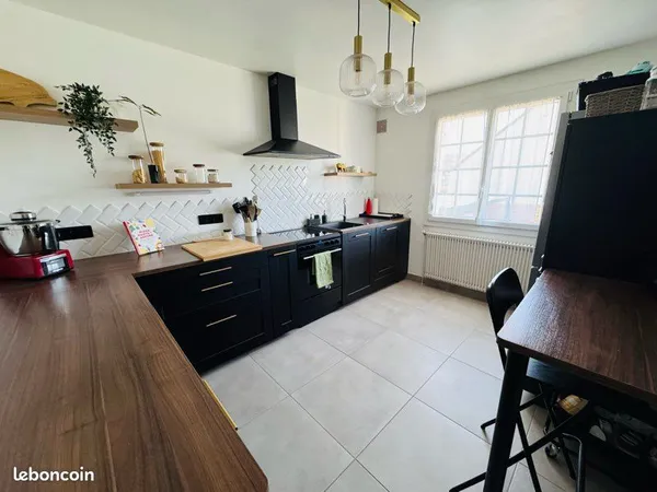Maison 6 pièces 147m2