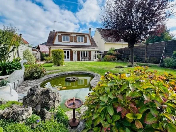 Maison 7 pièces 158 m²