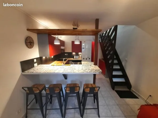 🌟 Triplex T3 Meublé - Coeur du Gosier - Charme & Confort 🌟
