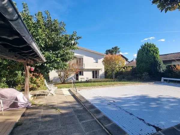 Maison et villa de prestige Vente Bayonne 5p 215m² 750000€