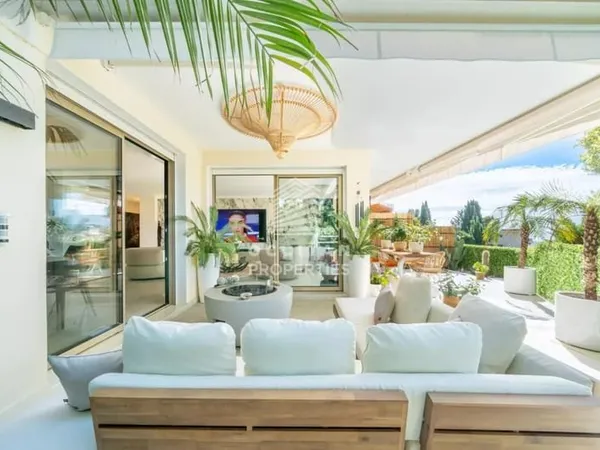 Rez-de-jardin - Calme - Vue dégagée - Prestations haut de gamme