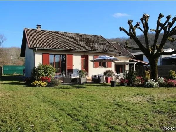 Maison à vendre 3 pièces CUZIEU (01)